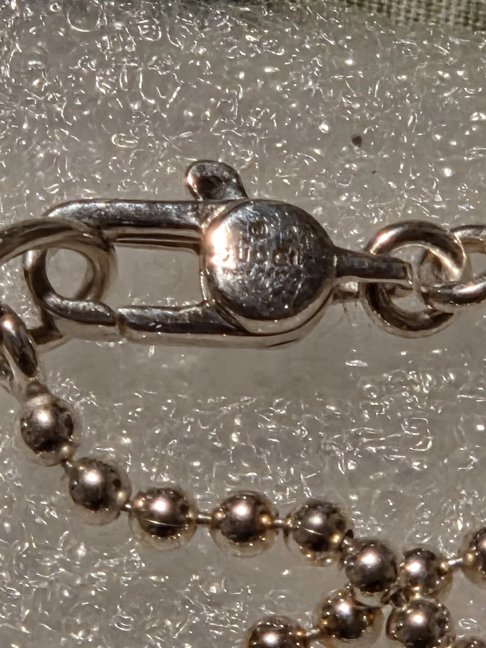 New GUCCI Sterling Silver Oval Pendant Necklace with Chain (Retails $285)